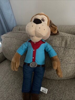 Chuck E. Cheese Jasper T. Jowls Sheriff Hound Dog Plush 27” Large NWT